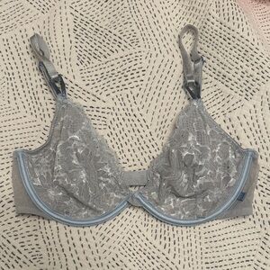 Victoria's Secret Lace Underwire Bra in Light Powder Blue - 34C